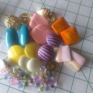 Retro style Bold earrings